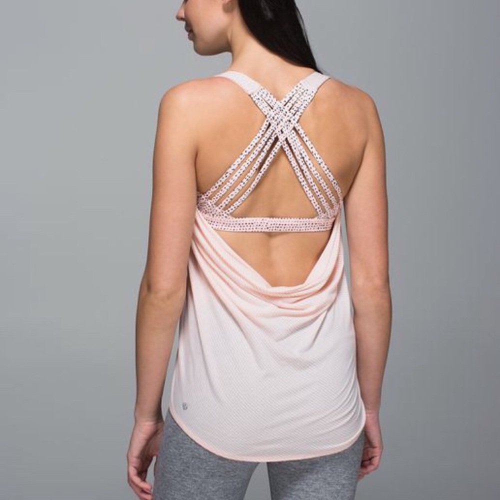 Lululemon Free to be Wild Tank w/ built in bra